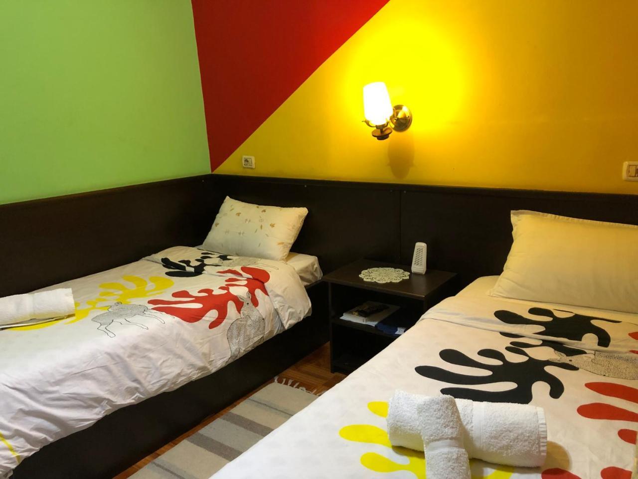 Hotel Rex 티라나 외부 사진